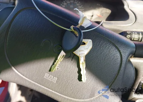 1998 Plymouth Neon Competition/Highline z USA, uszkodzony, nr VIN 1P3ES47C8WD630096